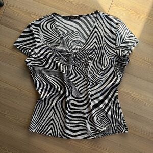 Jaipur Black and White Swirl Pattern Top